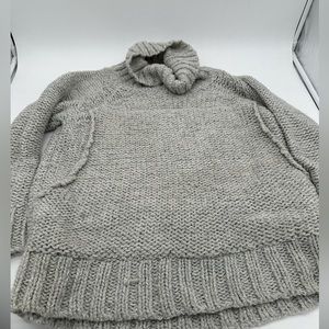 Cozy grey turtleneck sweater from Anthropologie!